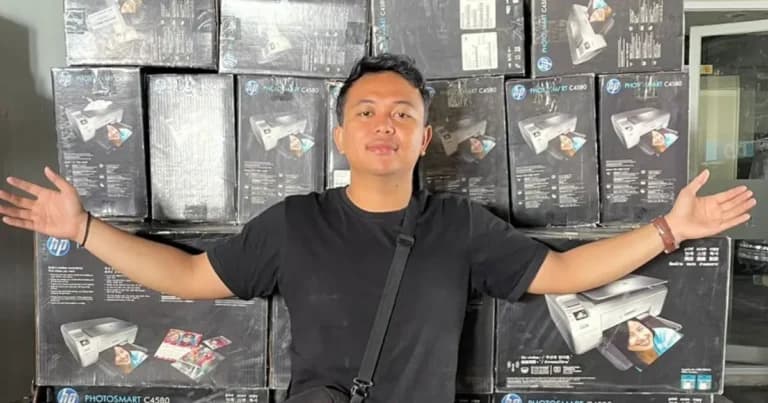 Kisah Sukses Eka Satria Aprian: Pemuda 22 Tahun yang Raup Omset Puluhan Juta dari Filosofi “Palugada”